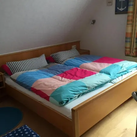 Heimathafen Im Haus Abert, *